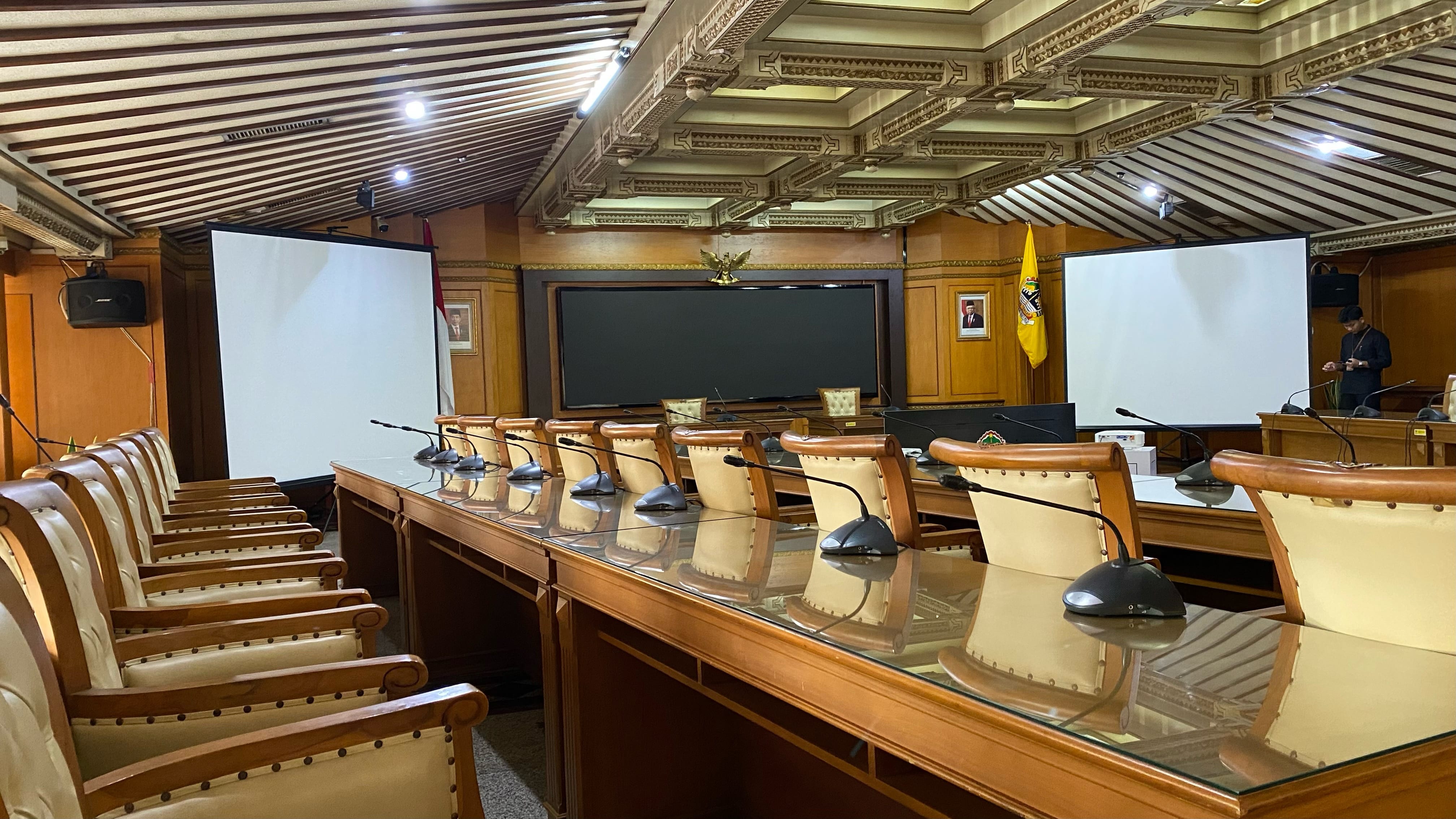 Overview Our Smart Meeting Room Solutions